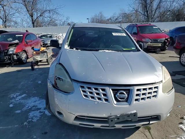 Nissan Rogue 2010