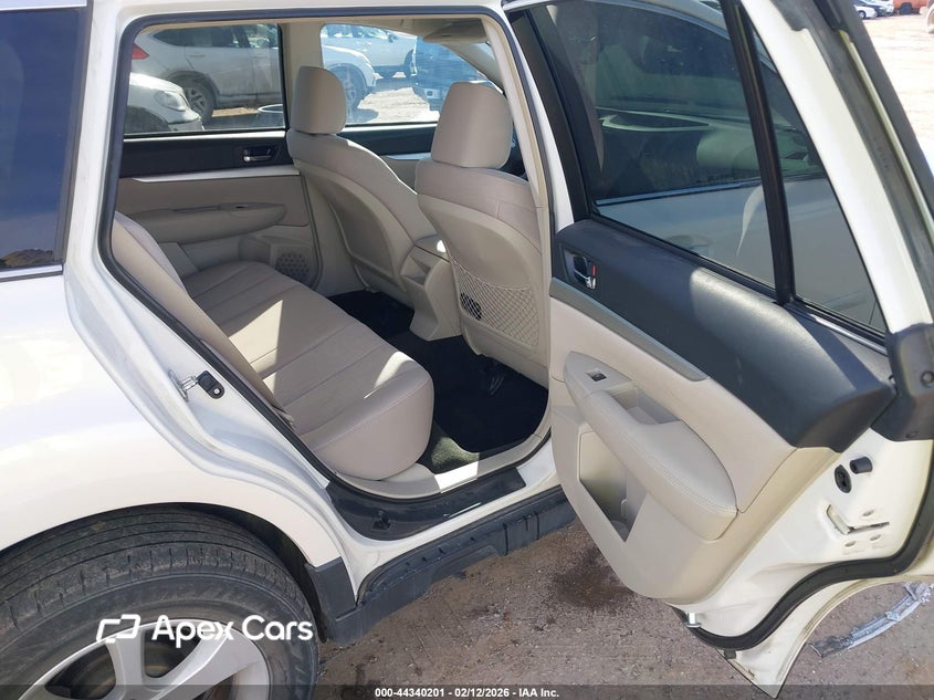 Subaru Outback 2013