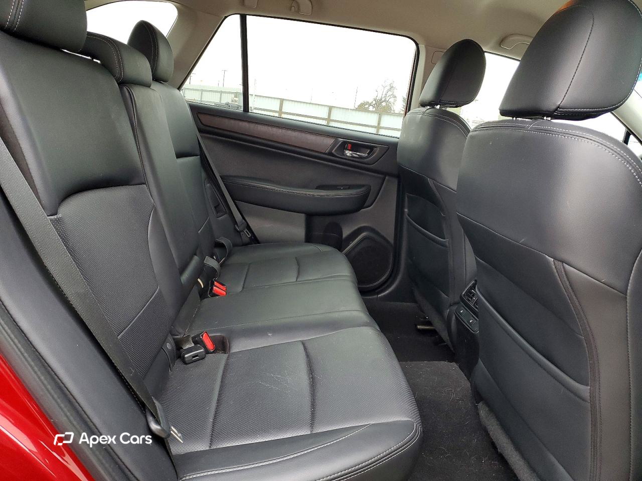 Subaru Outback 2015