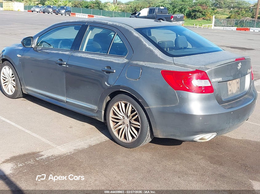 Suzuki Kizashi 2012