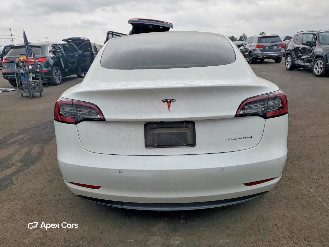 Tesla Model 3 2022
