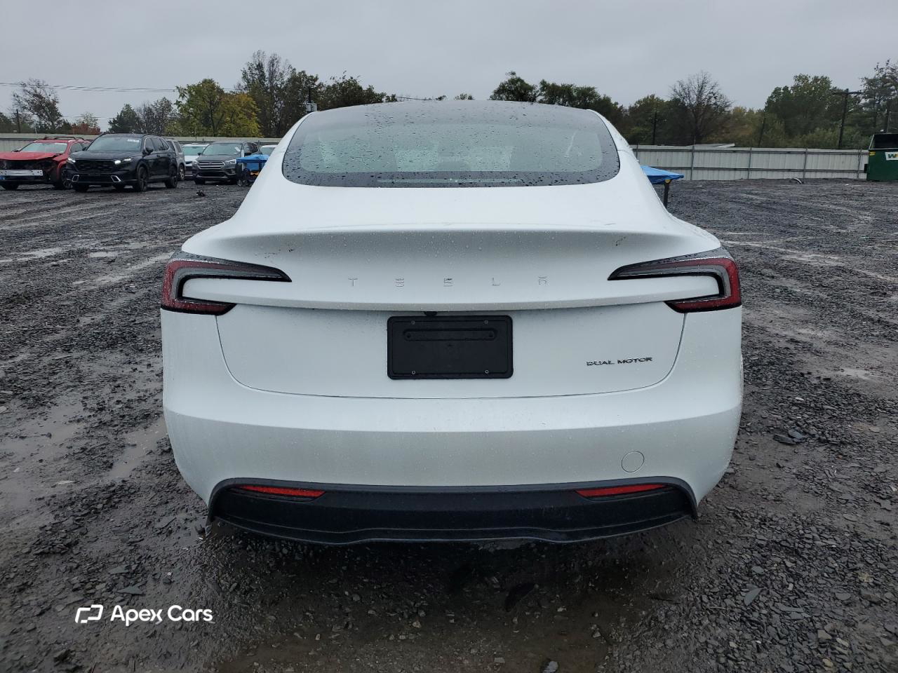 Tesla Model 3 2024