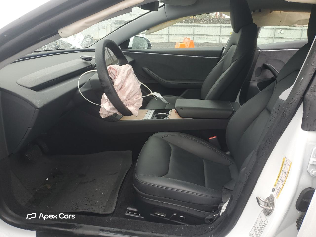 Tesla Model 3 2024