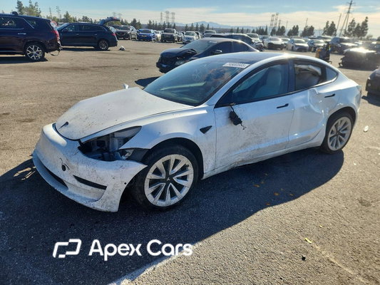 Tesla Model 3 2022 - Image 1 of 13