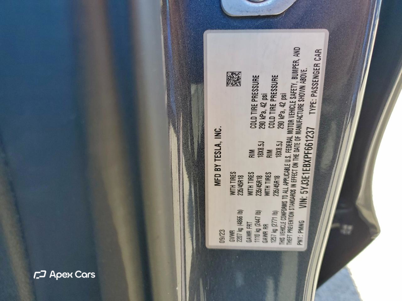 Tesla Model 3 2023