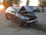 Tesla Model X 2024