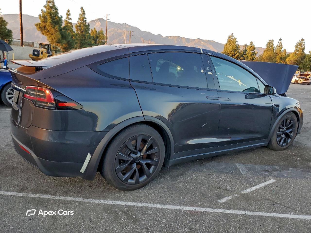 Tesla Model X 2024