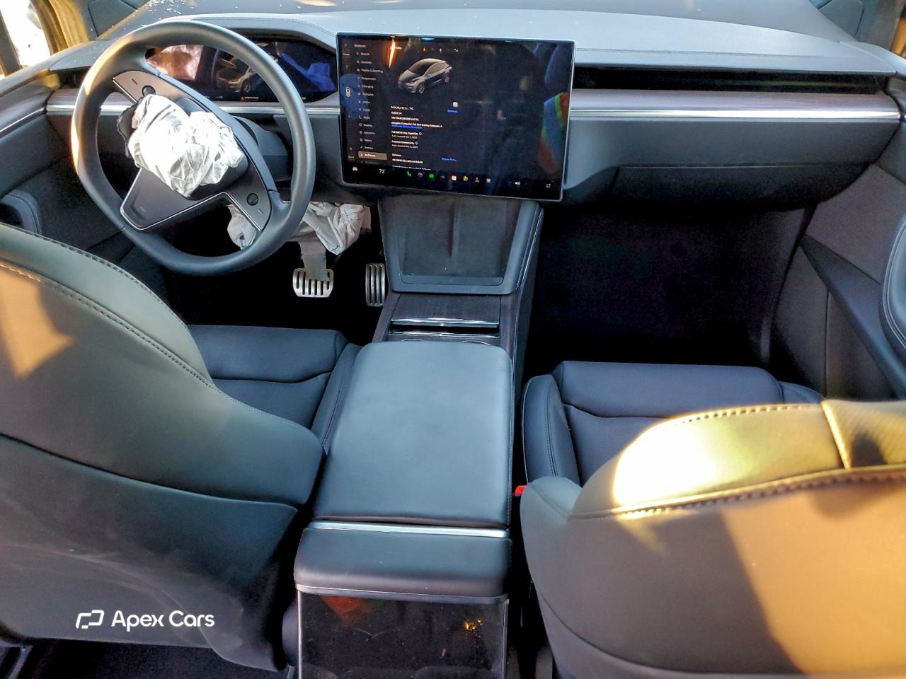 Tesla Model X 2024