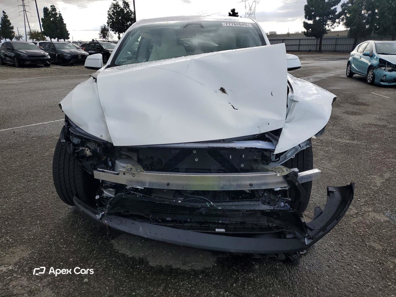 Tesla Model Y 2026