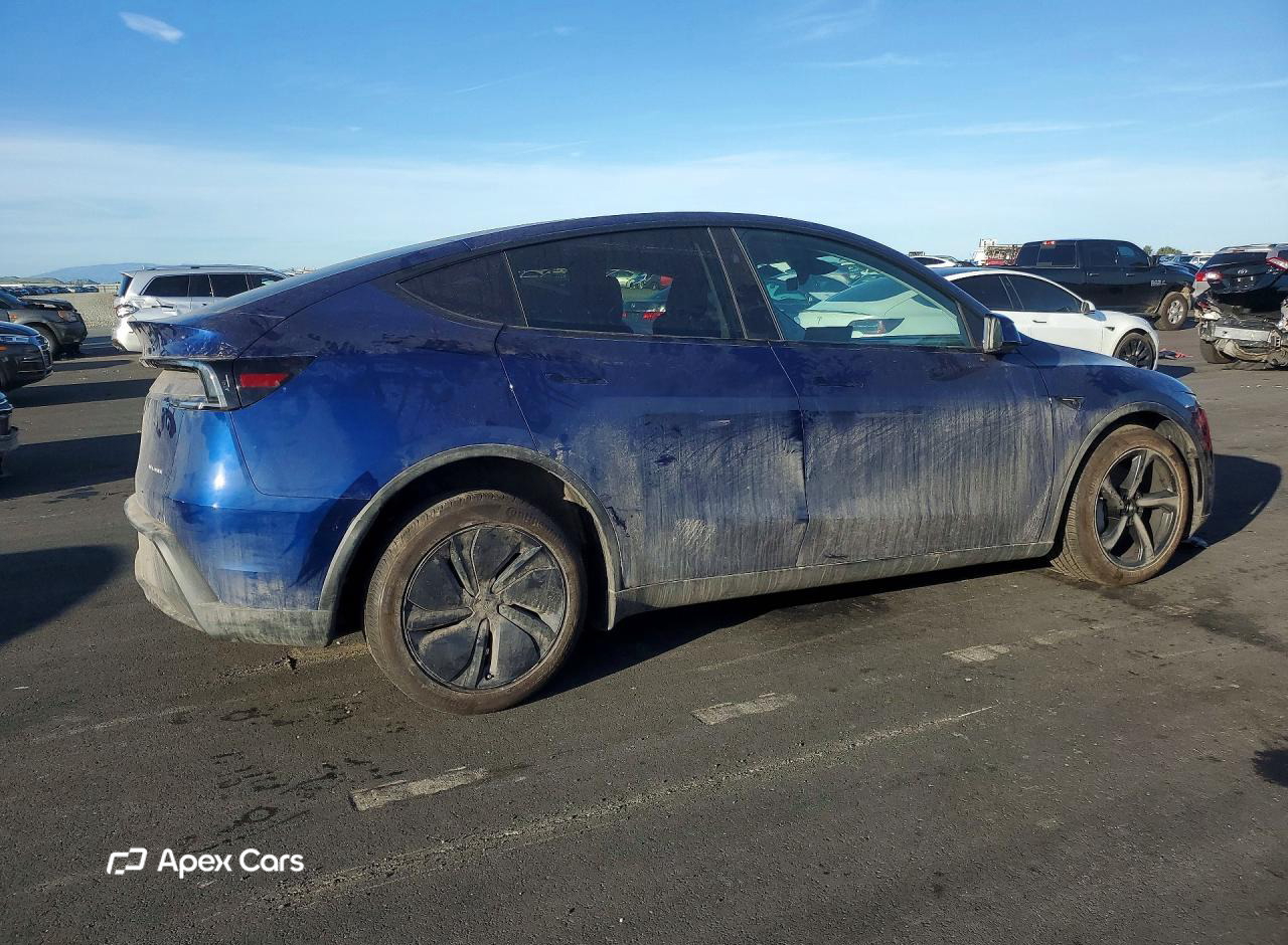 Tesla Model Y 2026