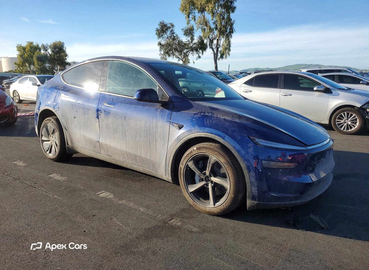 Tesla Model Y 2026