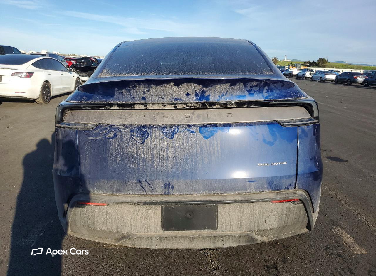 Tesla Model Y 2026