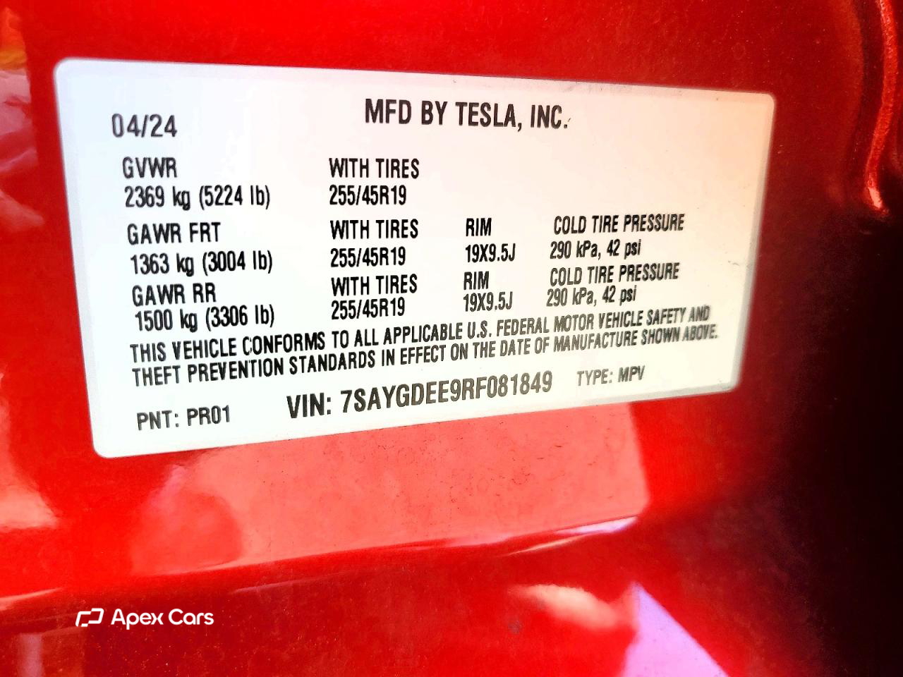 Tesla Model Y 2024