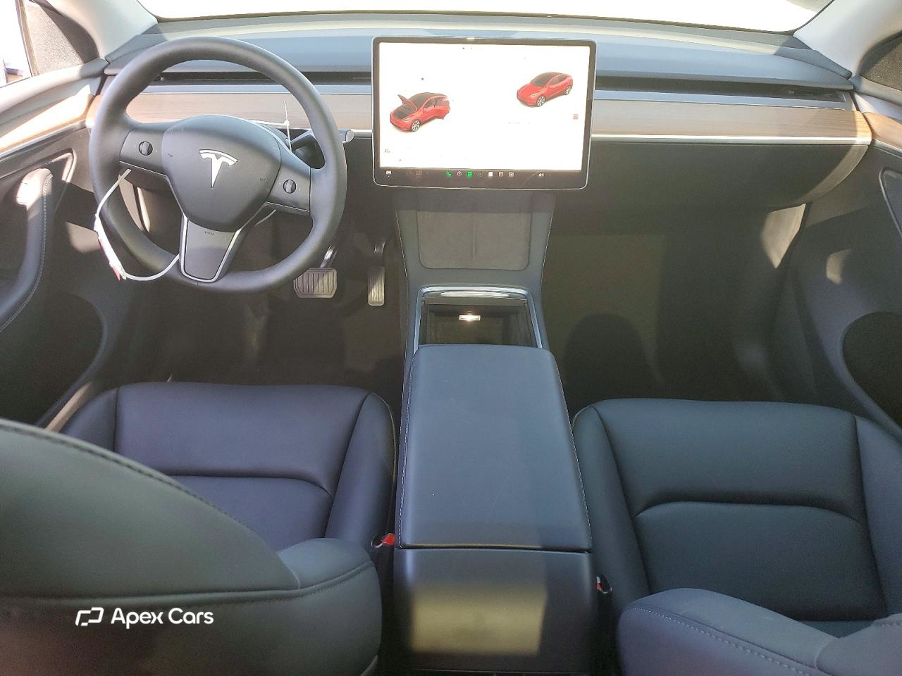 Tesla Model Y 2024