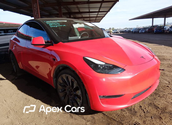 Tesla Model Y 2023 - Image 1 of 17