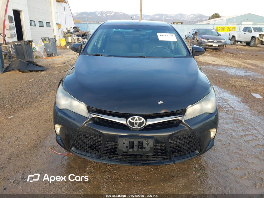 Toyota Camry 2015