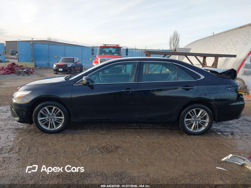 Toyota Camry 2015