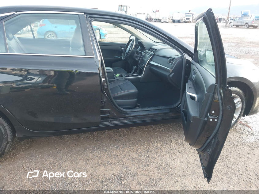 Toyota Camry 2015