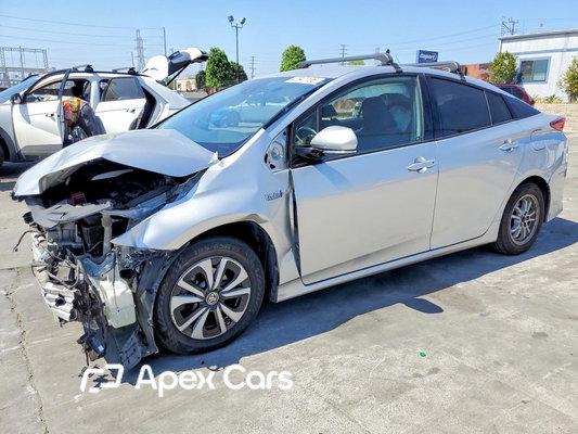 Toyota Prius 2017 - Image 1 of 13
