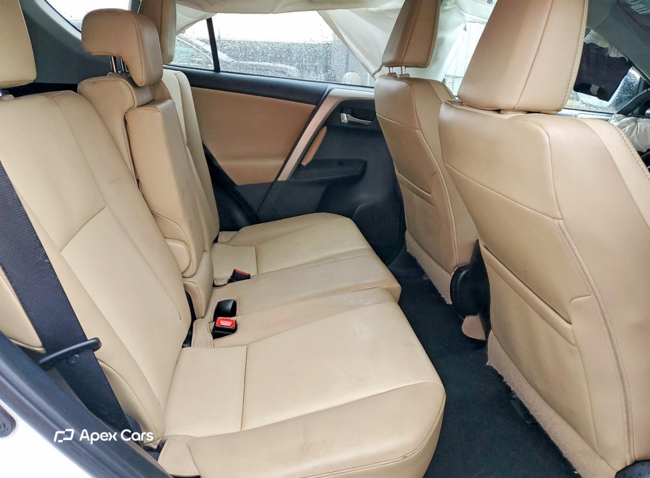 Toyota RAV 4 2014