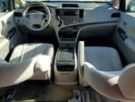 Toyota Sienna 2012