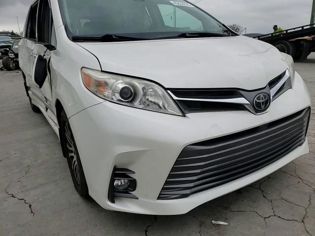 Toyota Sienna 2018