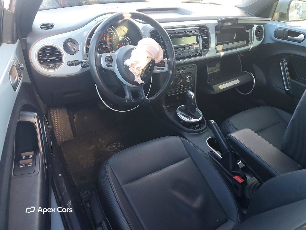 Volkswagen Beetle 2015