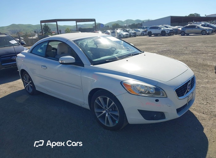 2011 Volvo C70 - Image 1 of 5