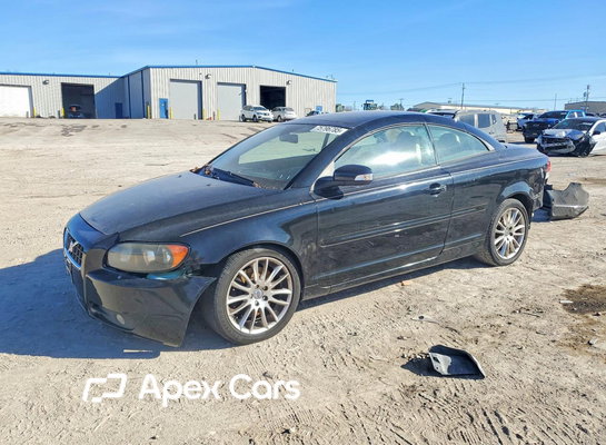 Volvo C70 2009 - Image 1 of 13