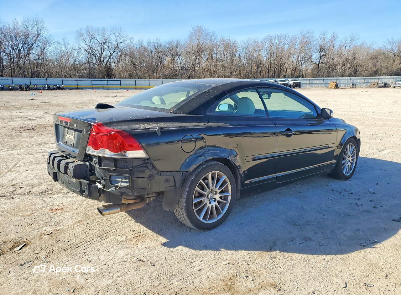 Volvo C70 2009