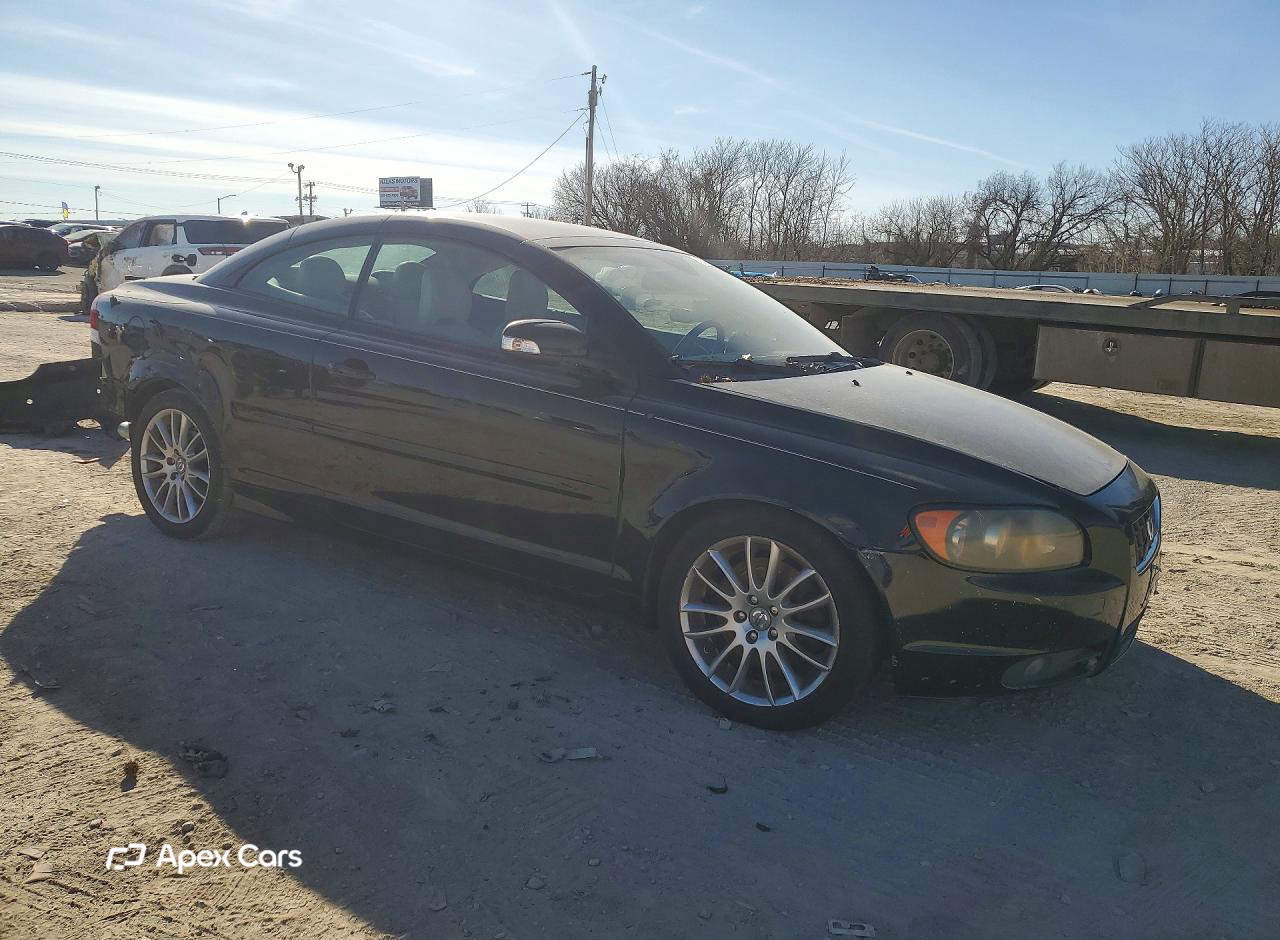 Volvo C70 2009