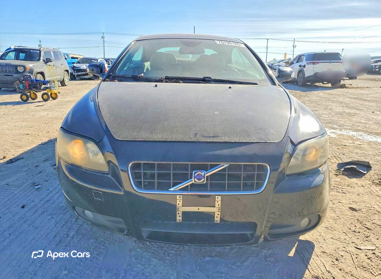 Volvo C70 2009